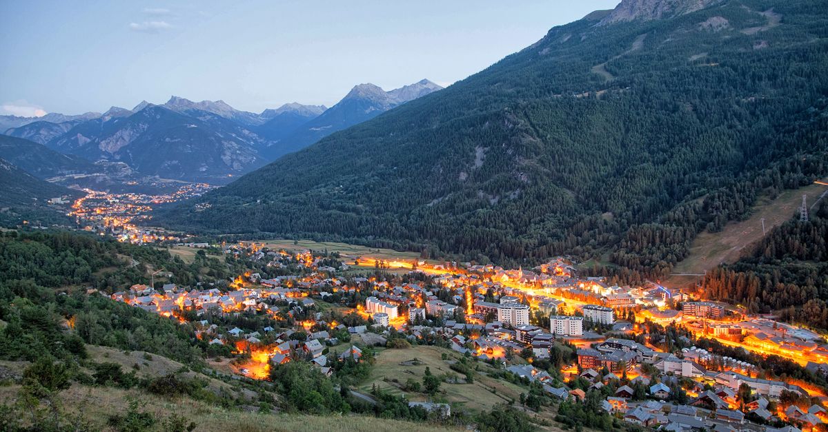 découvrez chatel law, votre cabinet d'avocats spécialisé en droit immobilier pour vous accompagner dans toutes vos démarches juridiques avec expertise et confiance.