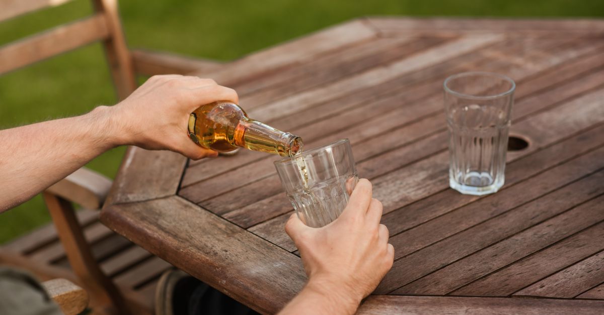 découvrez le temps nécessaire pour éliminer la bière de votre organisme et comprendre les facteurs qui influencent cette durée.