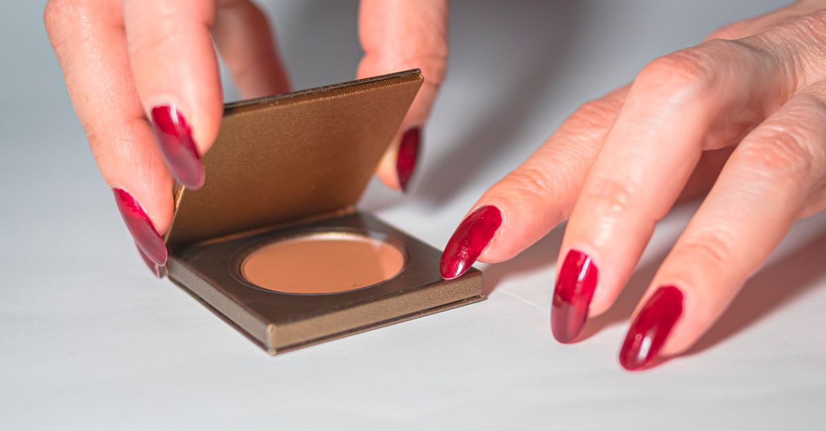 Accueil 15 découvrez le coût d’une pose de faux ongles selon la technique choisie, le salon et les finitions, ainsi que les facteurs qui influencent le prix.